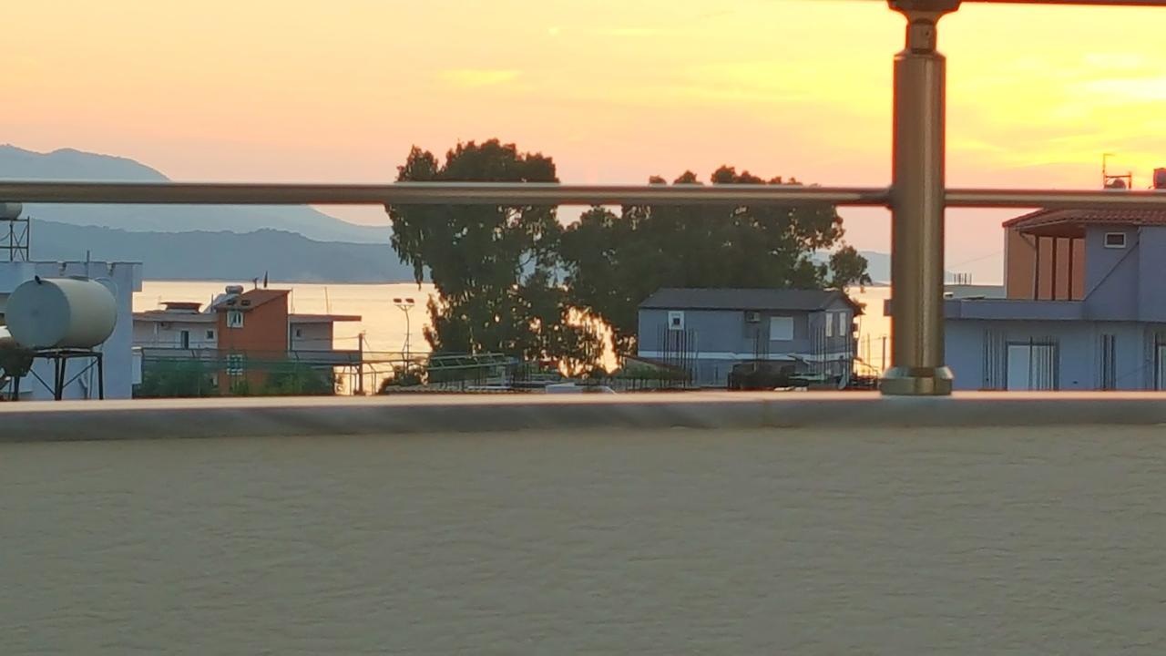 Family Hotel Haruni Ksamil Exteriör bild